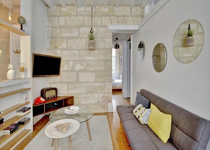 Le Retro - Bail Mobilite - Coeur Des Chartrons Apartmán