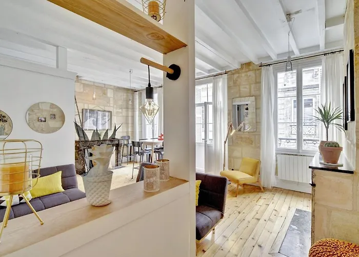 Le Retro - Bail Mobilite - Coeur Des Chartrons Apartmán *